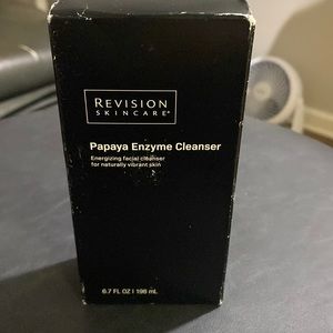 Revision Skincare Energizing facial